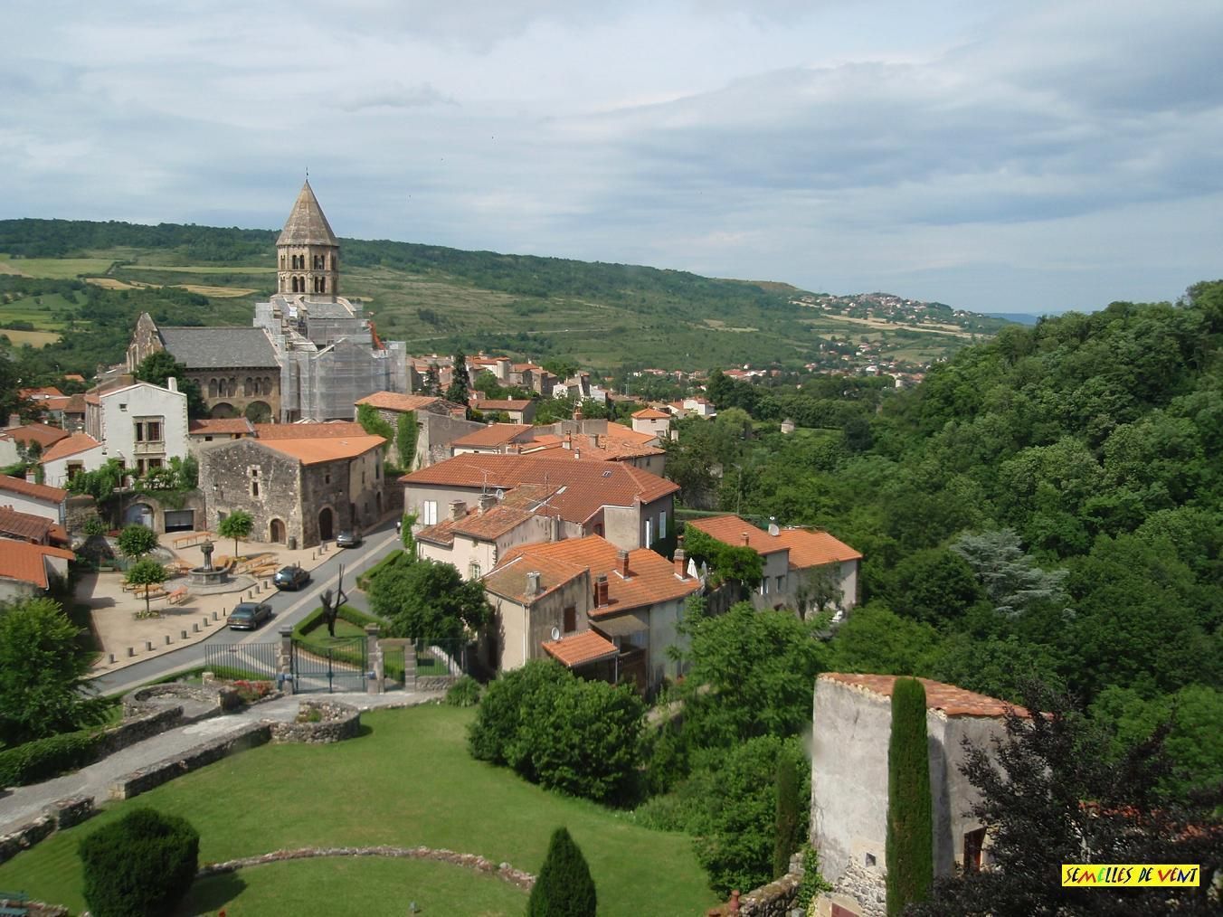 SAINT SATURNIN